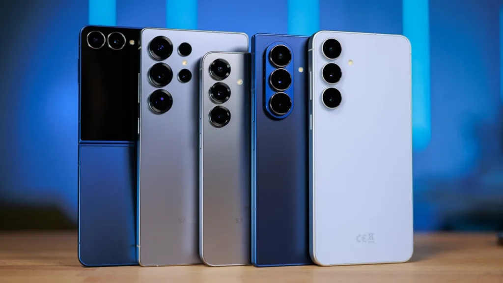 Смартфоны Samsung: чем отличаются линейки A, S, Fold и Flip простым языком