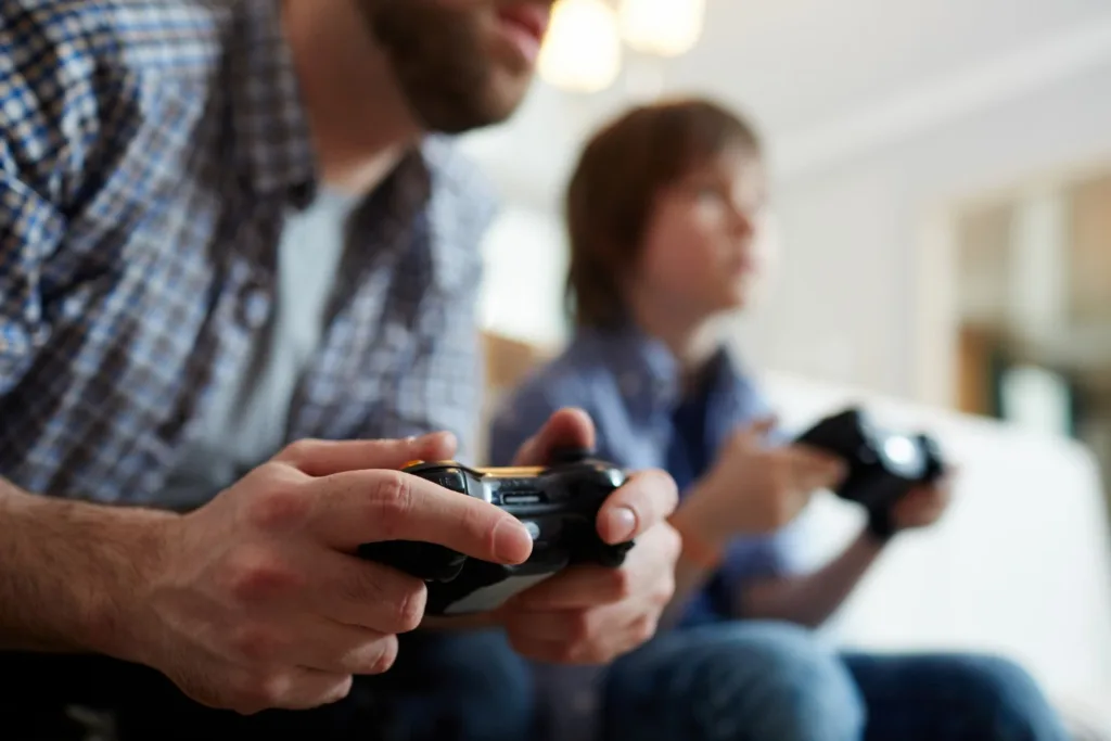 Лучшие игры на PS4 для развития логики, мышления и креативности