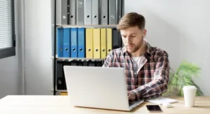 Вартість дипломної роботи в Україні: скільки коштує дипломна з програмування та від чого залежить ціна