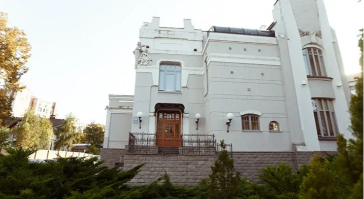 Преміальна естетична медицина: стандарти якості та безпеки в сучасній косметології