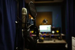 Як вибрати студію дубляжу: чекліст для клієнтів