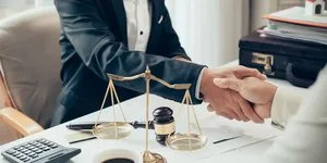 Коли бізнесу потрібна зовнішня правова команда